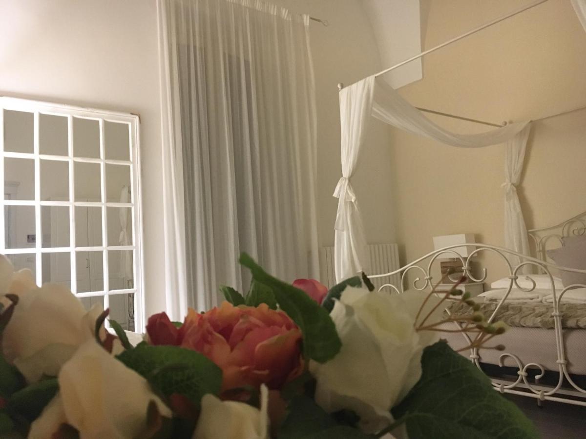 Ai Raggi Di Sole Bed & Breakfast Lecce Exterior photo