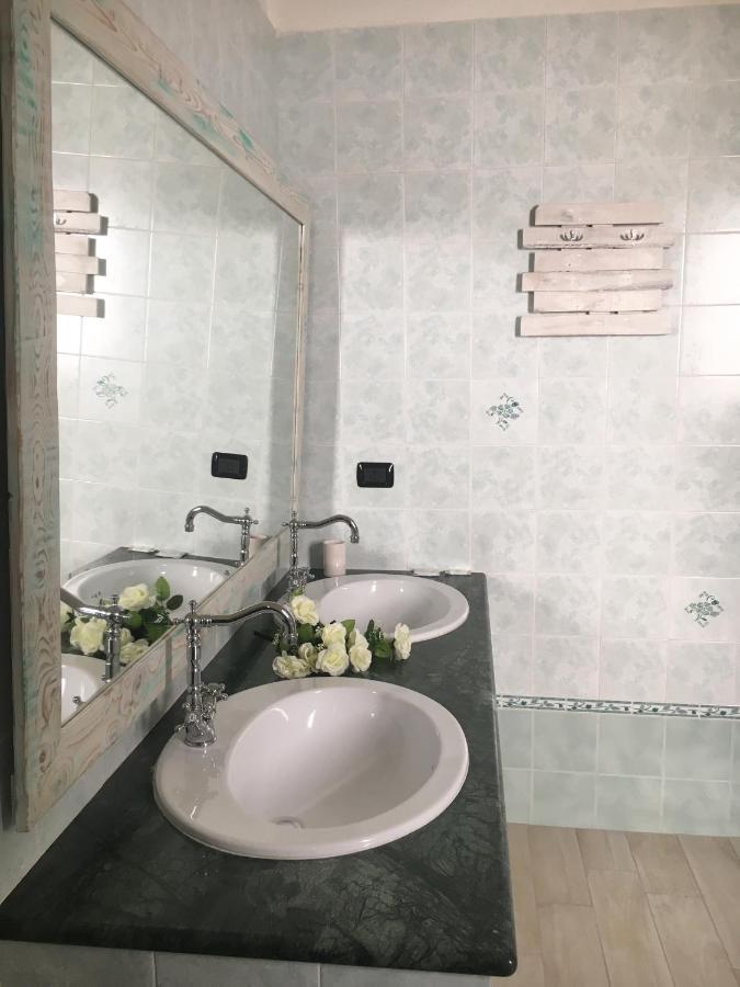 Ai Raggi Di Sole Bed & Breakfast Lecce Exterior photo